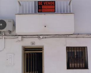 Vista exterior de Casa adosada en venda en Pozo Alcón amb Aire condicionat, Terrassa i Traster