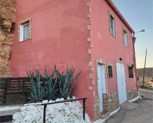 Exterior view of House or chalet for sale in Albalate del Arzobispo