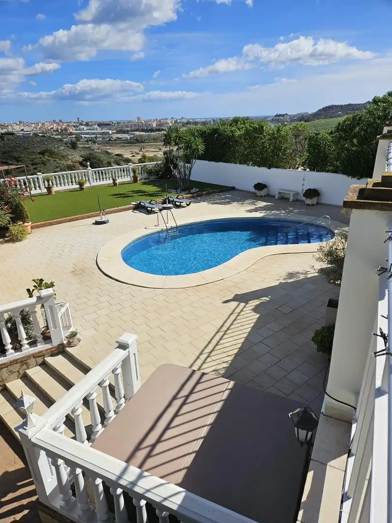 Swimming pool of Houses for sale in Mijas  with Air Conditioner, Terrace and Swimming Pool