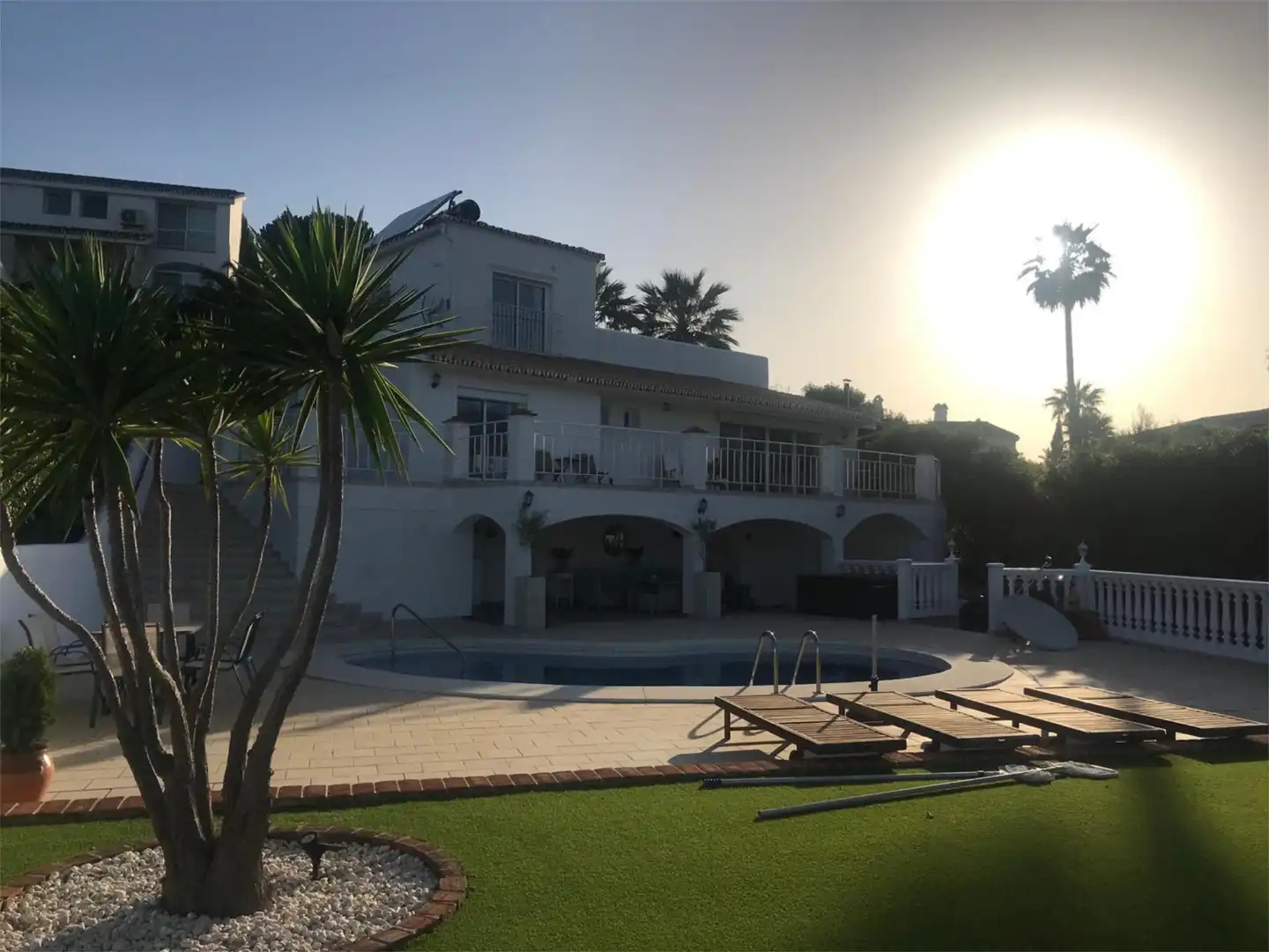 Swimming pool of Houses for sale in Mijas  with Air Conditioner, Terrace and Swimming Pool