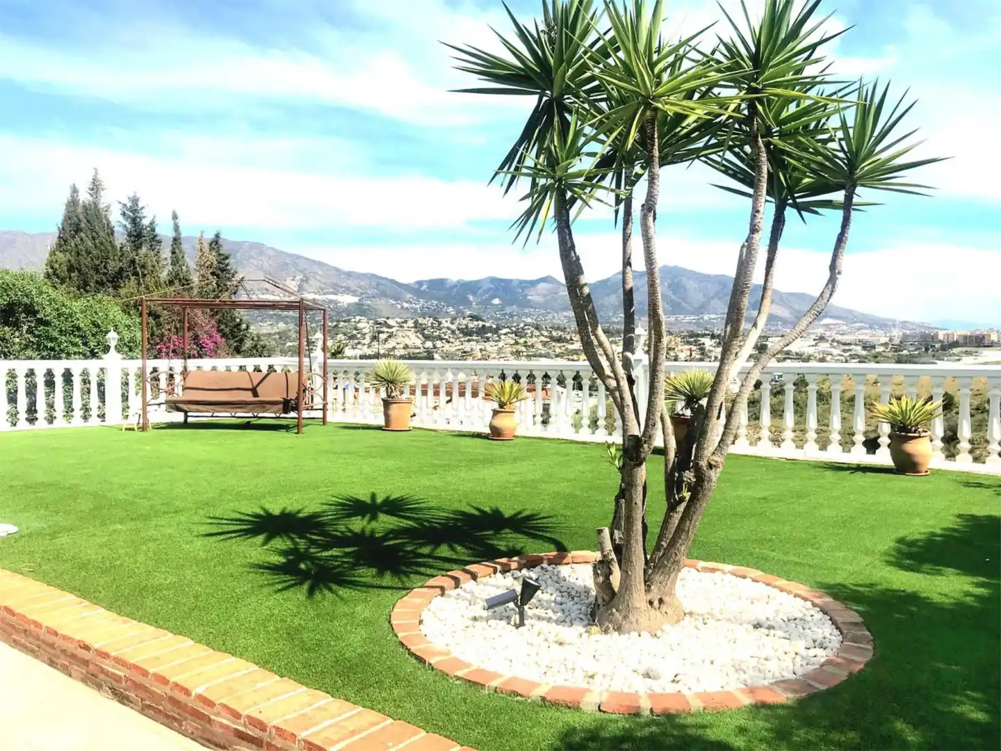 Garden of Houses for sale in Mijas  with Air Conditioner, Terrace and Swimming Pool