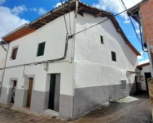 Vista exterior de Casa adosada en venda en Cuacos de Yuste