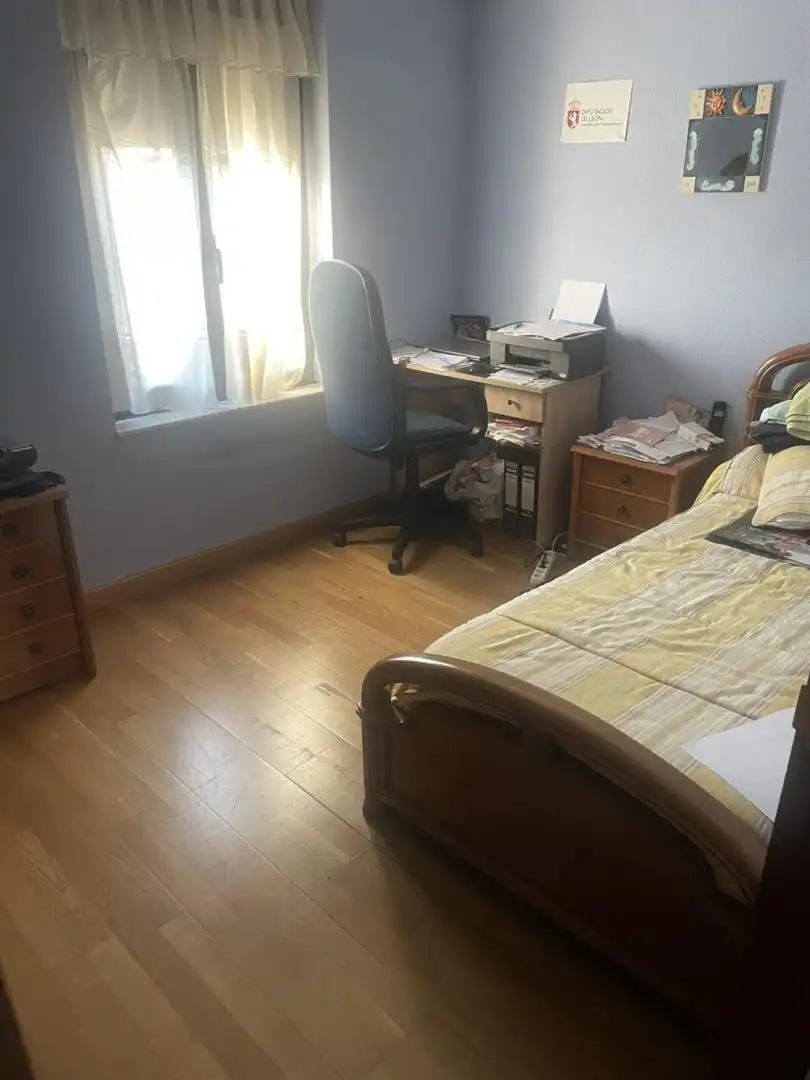 Finca rústica en venda a Calle Prada, 2, La Bañeza Dormitori de Finca rústica en venda en La Bañeza