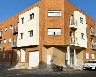 Vista exterior de Pis en venda en L'Aldea amb Aire condicionat, Terrassa i Balcó