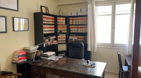 Piso en venta en Calle Ramón y Cajal, Centro, Teruel - imagen 2 Foto 2 de Piso en venta en Calle Ramón y Cajal, Centro, Teruel