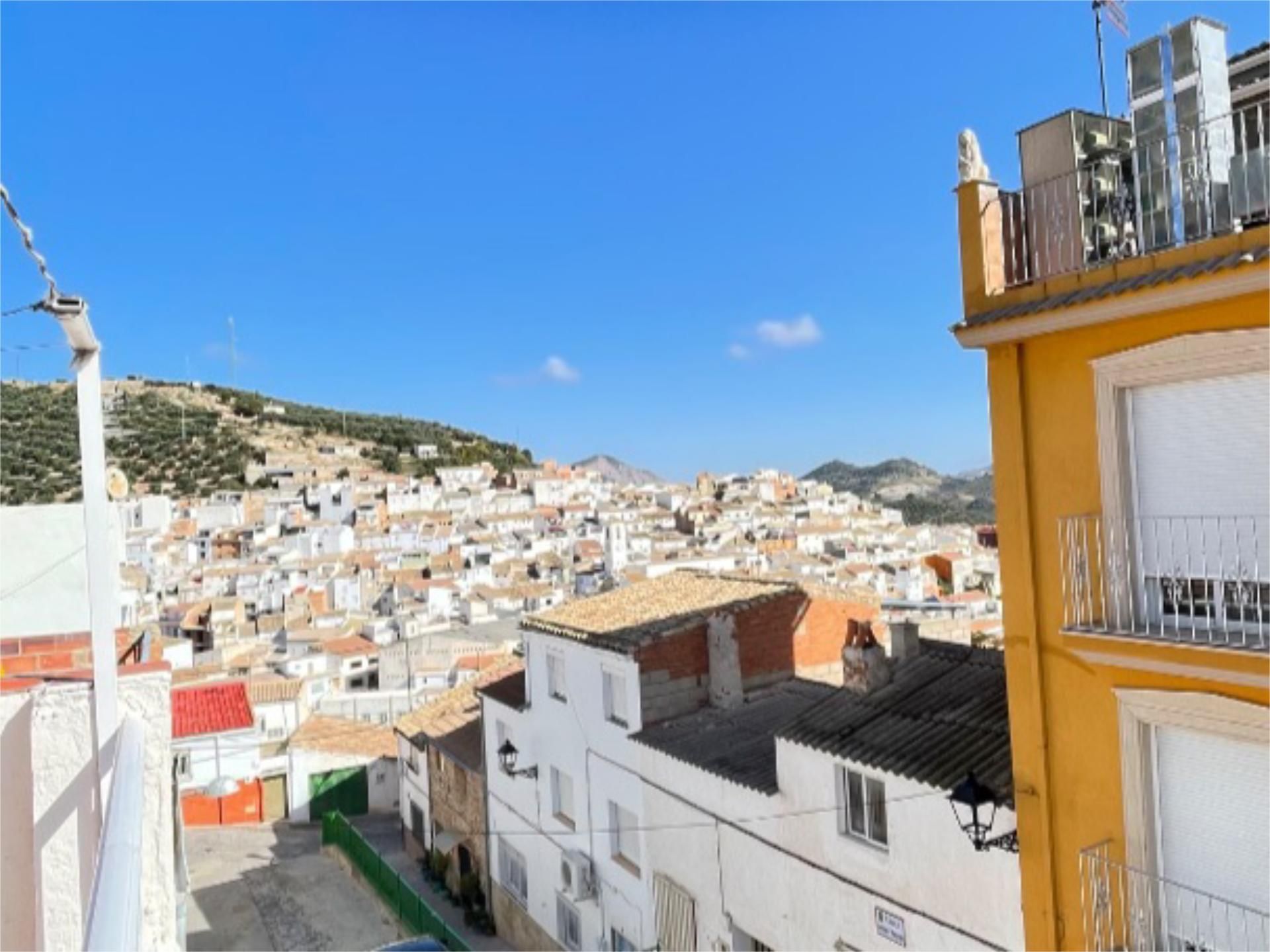 Exterior view of Single-family semi-detached for sale in Bélmez de la Moraleda  with Terrace and Balcony