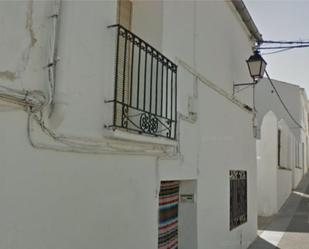 Vista exterior de Pis en venda en Uclés amb Balcó