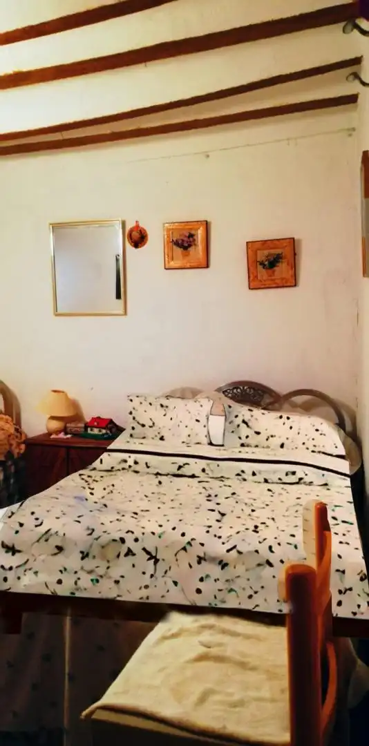 Casa adosada en venta en Calle Angustias, 8, Uclés Habitación de Casa adosada en venta en Uclés con Amueblado