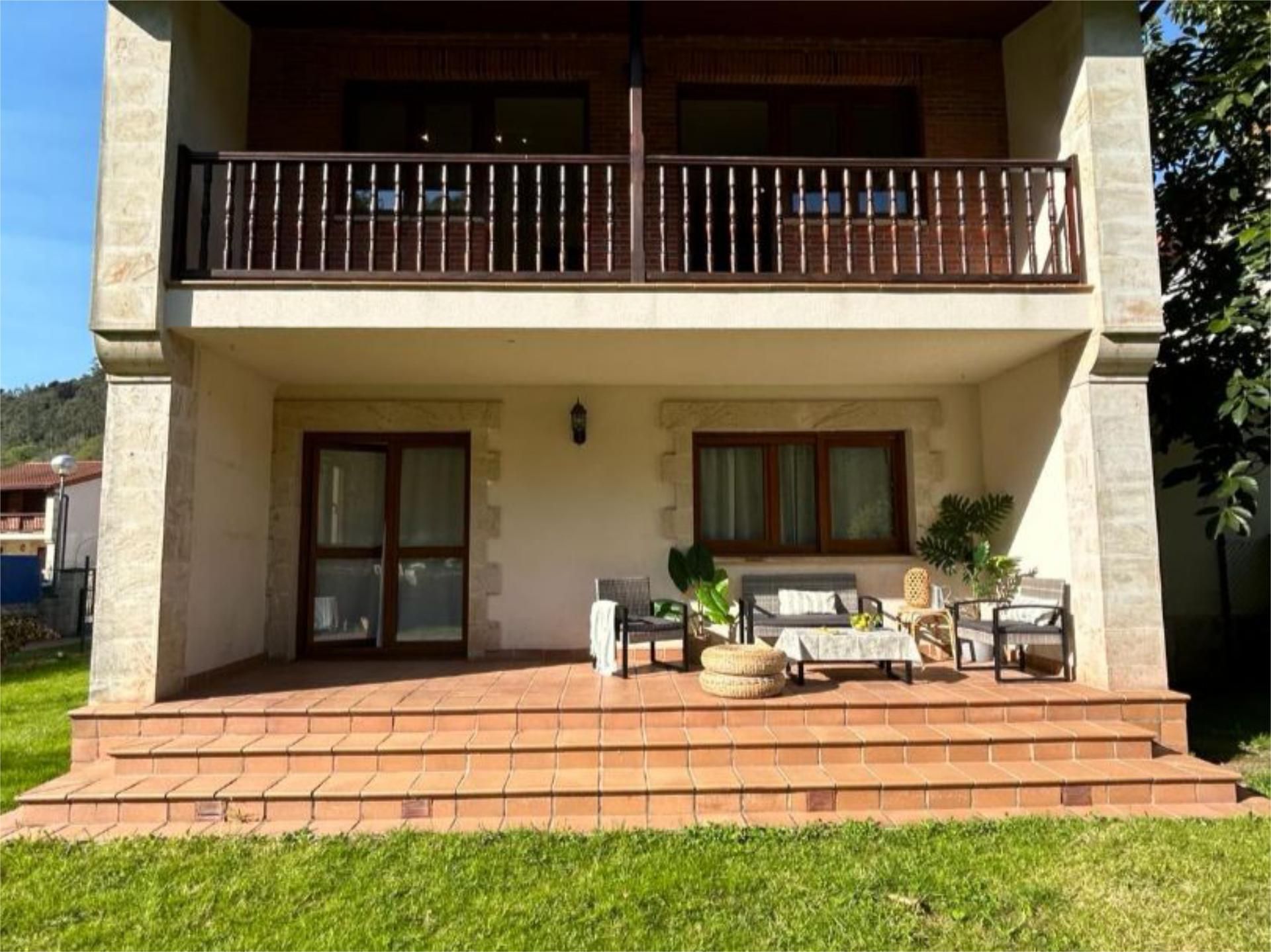 Terrace of Single-family semi-detached to rent in Valdáliga  with Heating, Private garden and Furnished