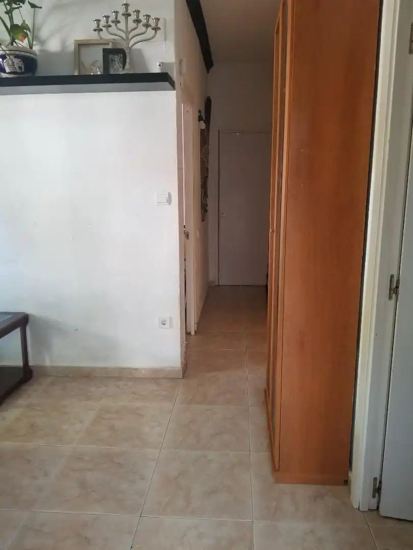 Habitación en Avenida de San Fermín, 43, San Fermín Planta baja para compartir en Madrid con Terraza, Amueblado y Lavadora