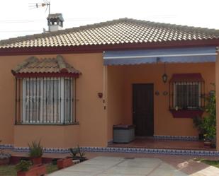 Exterior view of House or chalet to rent in Chiclana de la Frontera  with Air Conditioner, Heating and Private garden