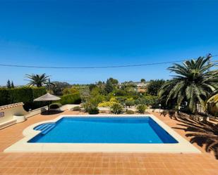 Swimming pool of House or chalet for sale in Pedreguer  with Air Conditioner, Terrace and Swimming Pool