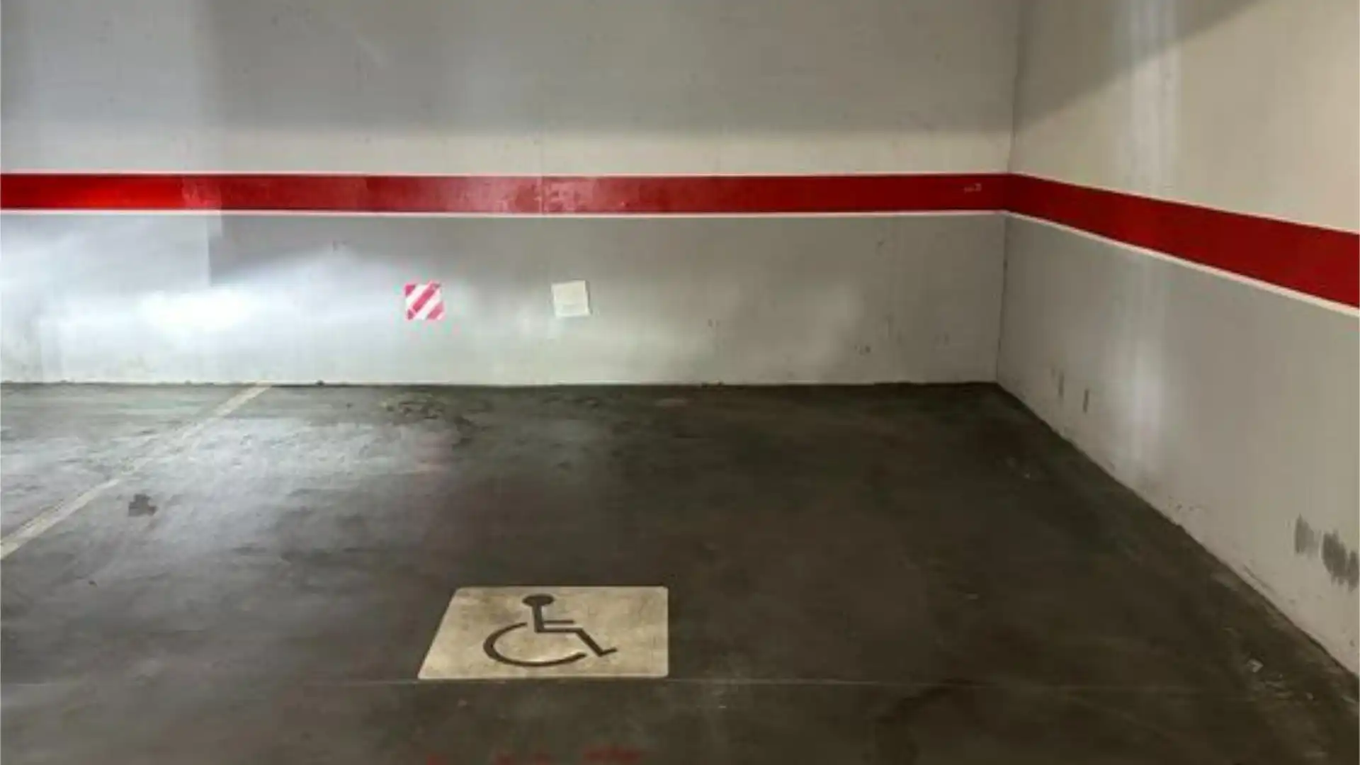 Parking of Garage for rent in  Almería Capital