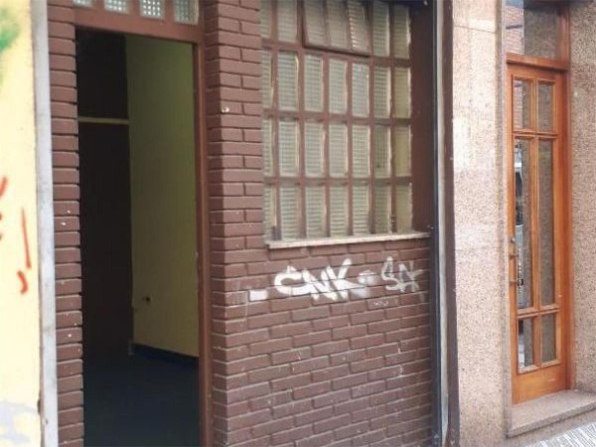 Außenansicht von Abstellraum miete in Langreo
