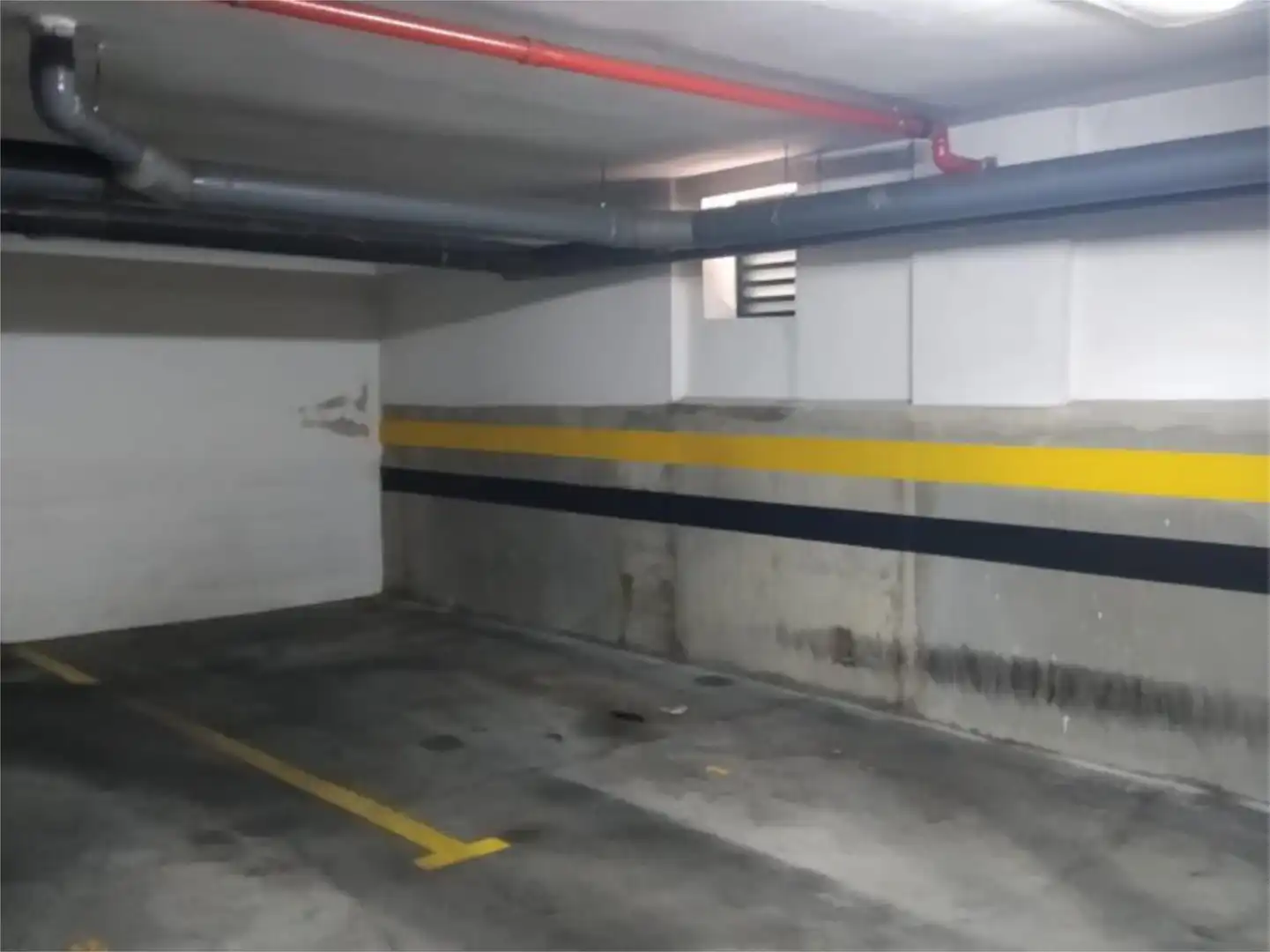 Garaje en venta en Calle de los Santos Inocentes, 4, Crevillet Parking de Garaje en venta en El Puerto de Santa María