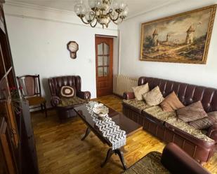 Sala d'estar de Pis en venda en Palencia Capital amb Terrassa i Balcó