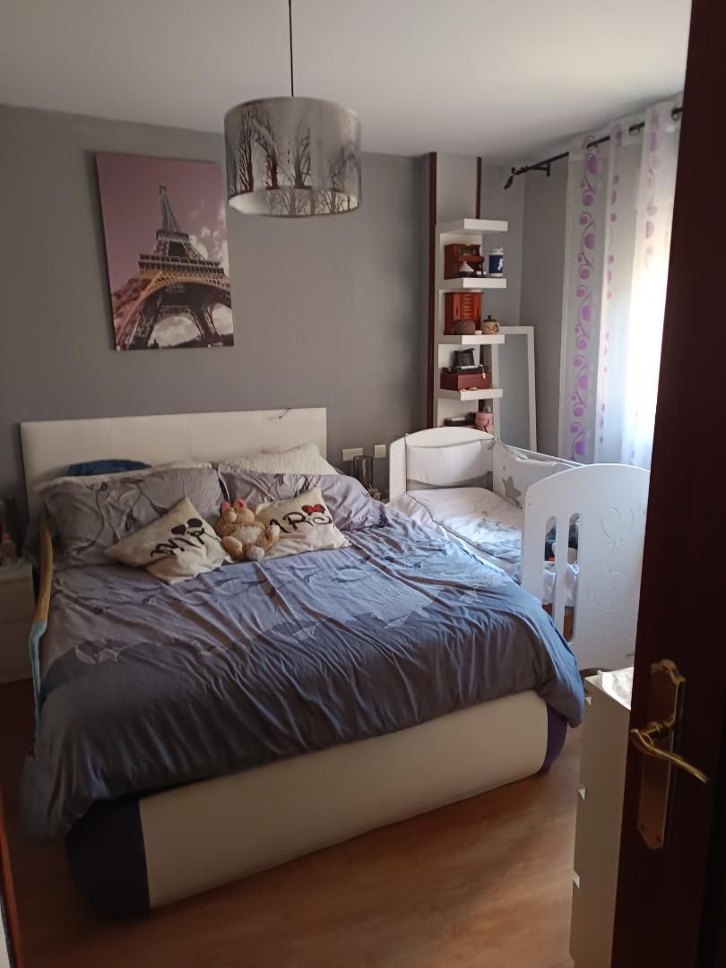Bedroom of Attic for sale in Palencia Capital  with Heating, Parquet flooring and Terrace