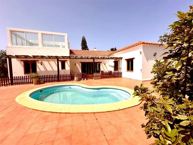 Casa-chalet en Venta en Calle del Rincón de Cubas, 18 en Villaverde