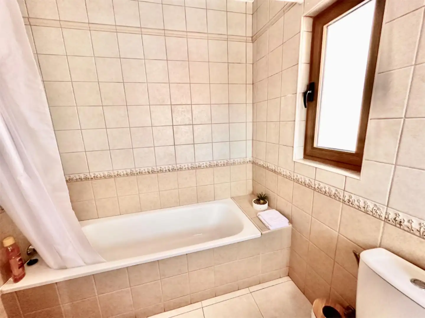 Bathroom of Houses for sale in La Oliva  with Terrace, Swimming Pool and Balcony