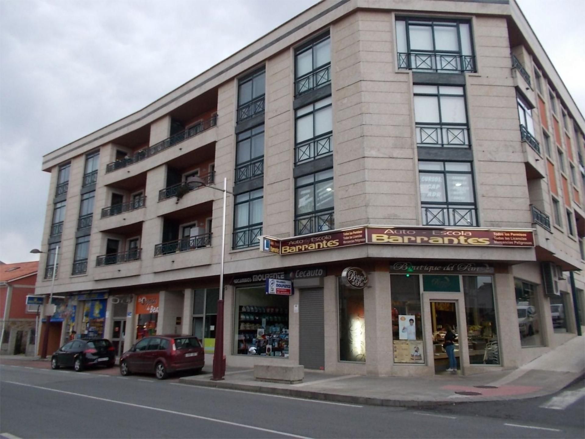 Vista exterior de Local de lloguer en Ribadumia amb Aire condicionat i Calefacció