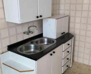 Kitchen of Flat to rent in Villafranca de los Barros