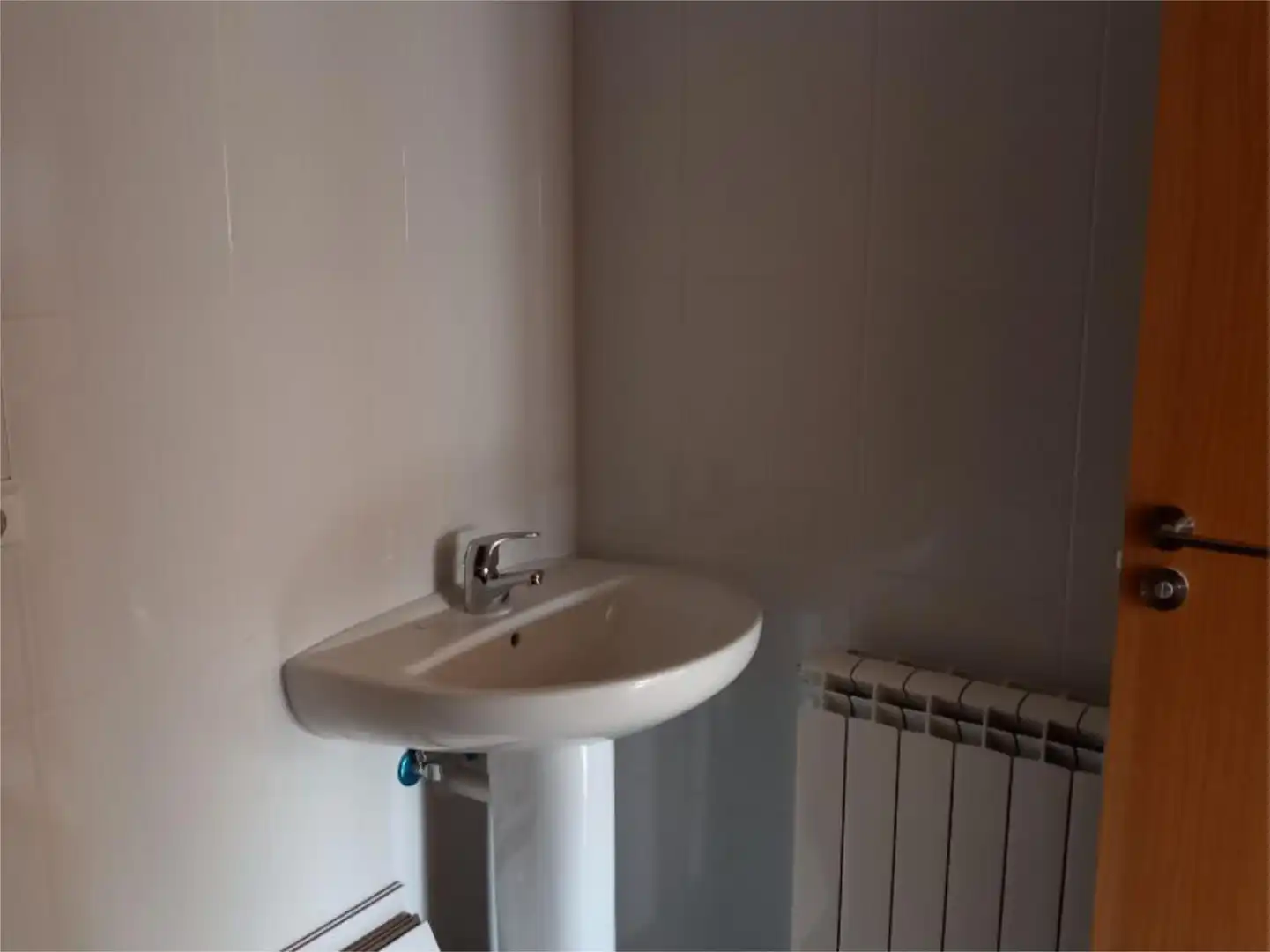 Wohnung zum Verkauf in Paseo Magallon Fiel, 11, Tarazona Badezimmer von Wohnung zum Verkauf in Tarazona mit Klimaanlage, Heizung und Parkett