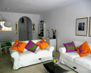 Living room of Apartment for sale in Estepona  with Air Conditioner, Terrace and Swimming Pool