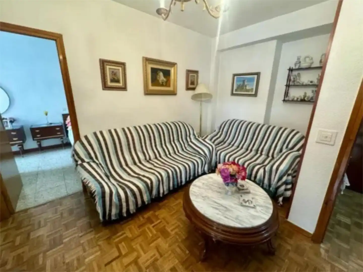 Piso de alquiler en Calle Moreti, 1, Girón - Las Delicias Sala de estar de Piso de alquiler en Málaga con Aire acondicionado, Calefacción y Amueblado