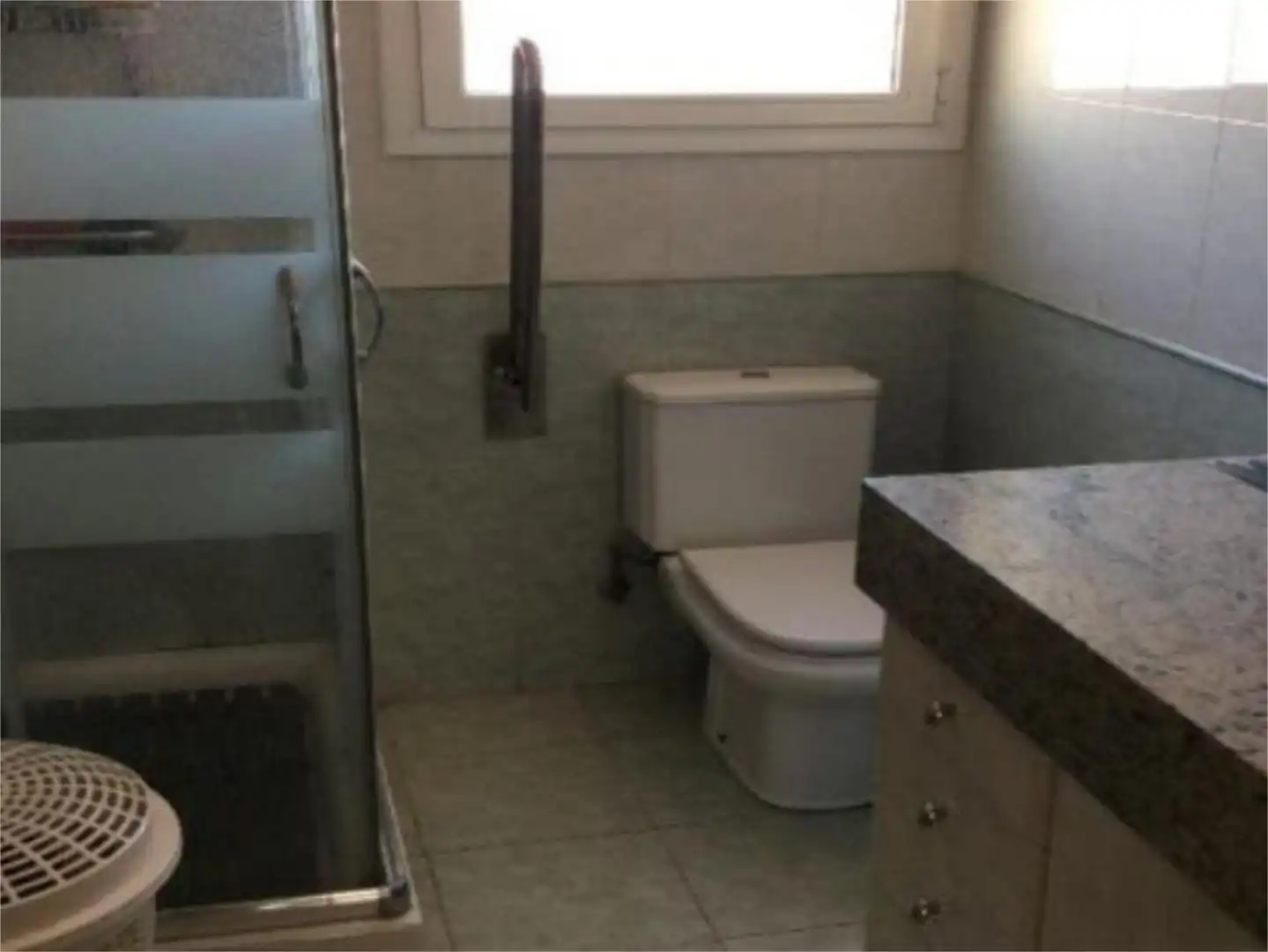 Piso de alquiler en Calle Moreti, 1, Girón - Las Delicias Baño de Piso de alquiler en Málaga con Aire acondicionado, Calefacción y Amueblado