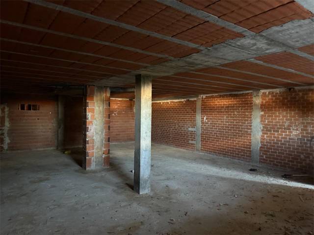 Local comercial en Alquiler en Desconocido, 2 en Villaluenga de la Sagra