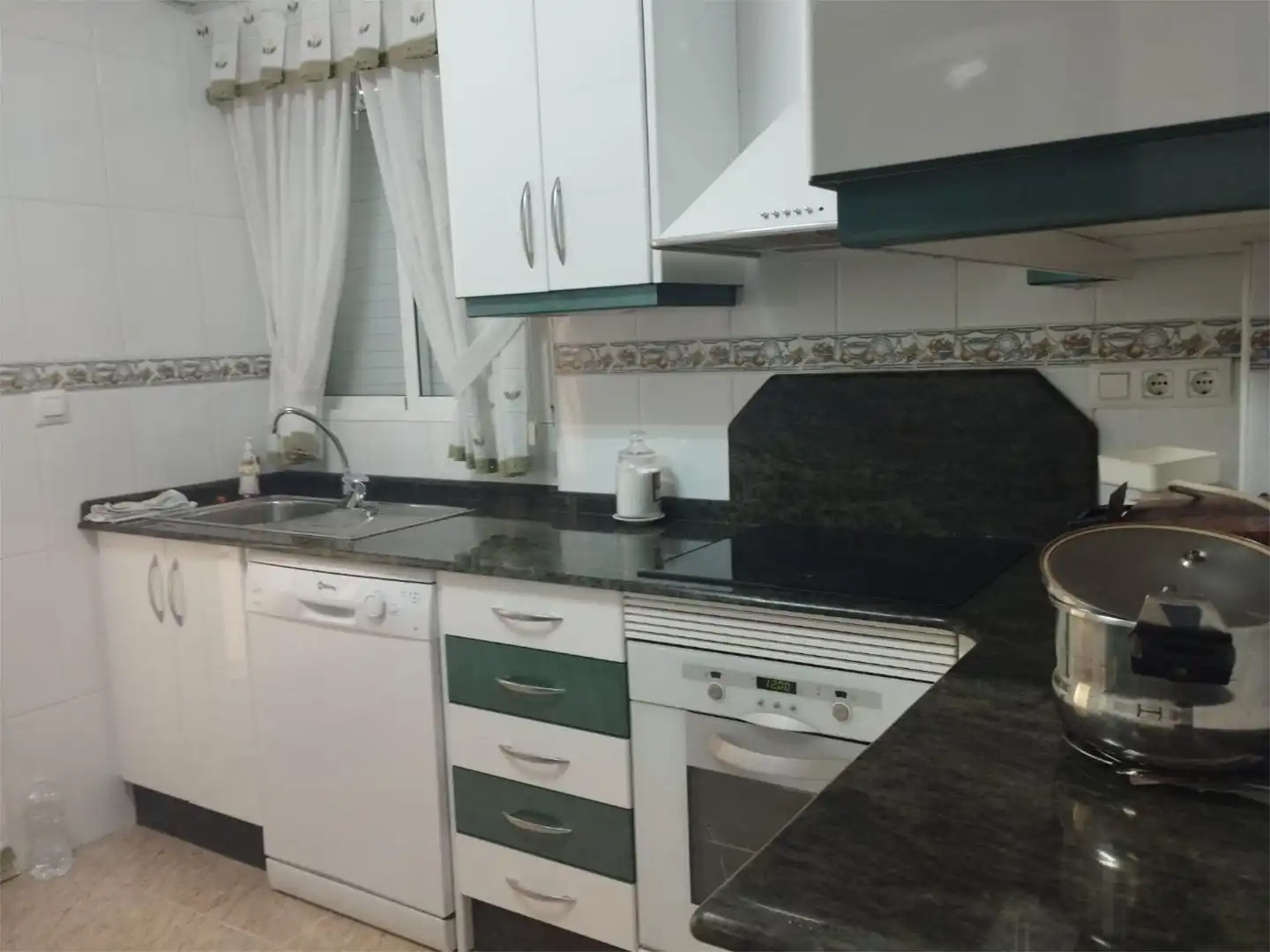 Piso en venta en Calle Rubí, 15, Nueva Cartagena Cocina de Piso en venta en Cartagena con Aire acondicionado, Calefacción y Parking comunitario