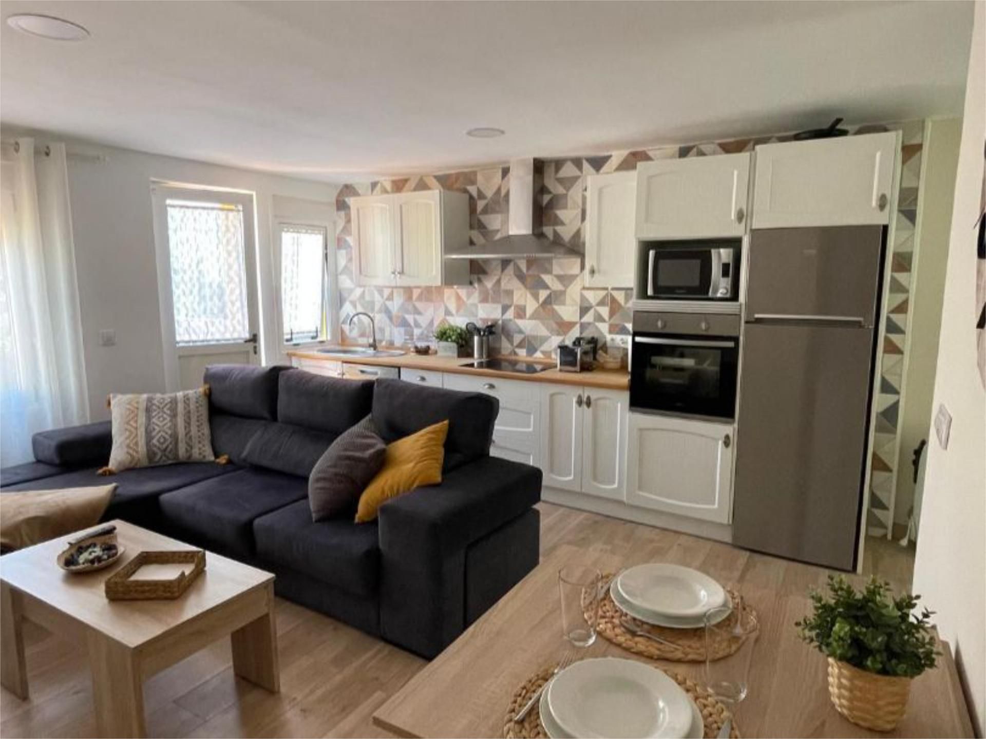 Single-family semi-detached to rent in Rúa Regueiro, 21, Cedeira
