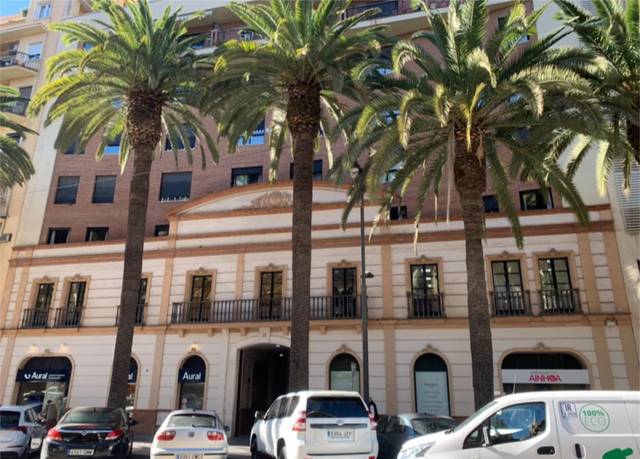 Trastero en Alquiler en Alameda de Colón, 16 en Ensanche Centro - Puerto