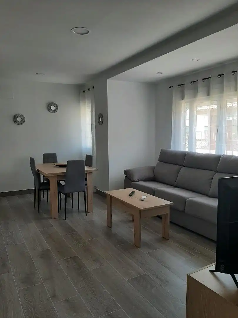 Habitació a Calle el Trevenque, 12, Crta. De la Sierra Habitació a Calle el Trevenque, 12, Crta. De la Sierra