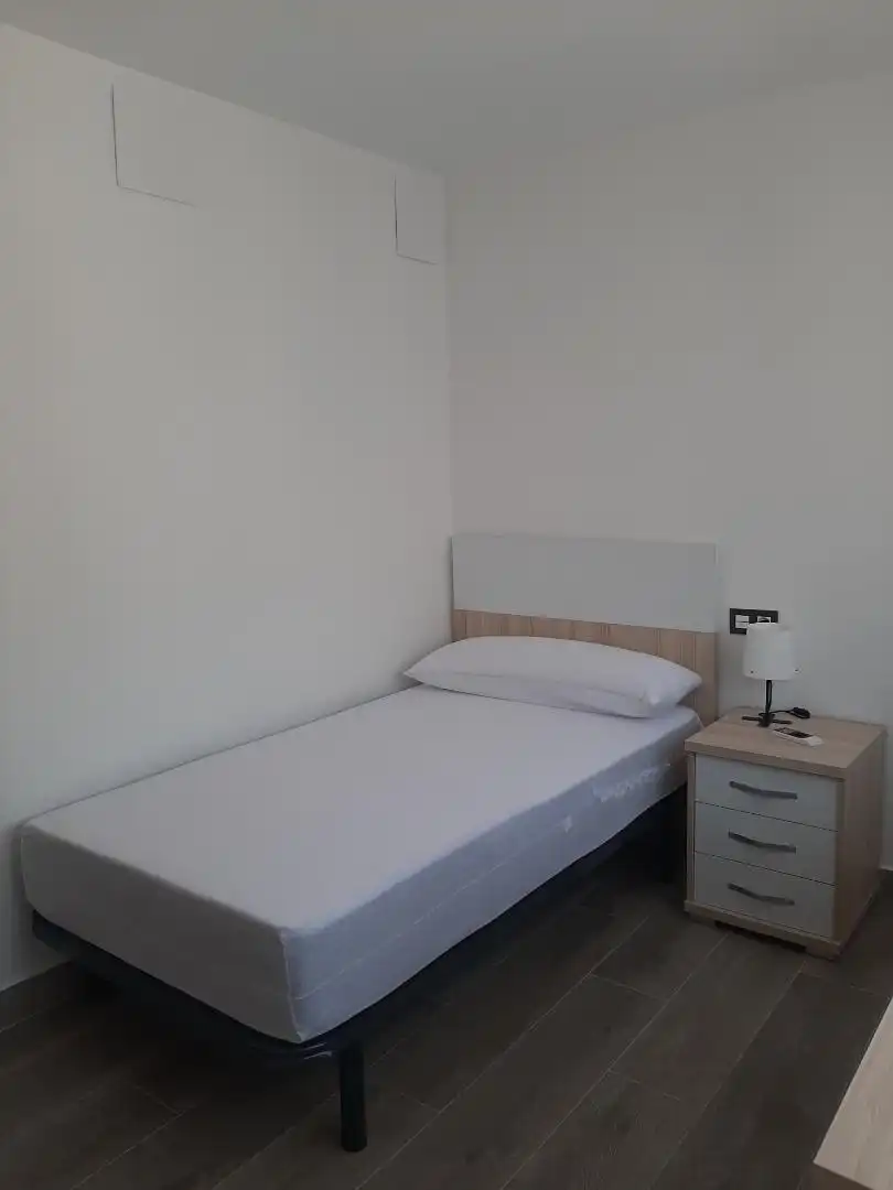 Habitació a Calle el Trevenque, 12, Crta. De la Sierra Habitació a Calle el Trevenque, 12, Crta. De la Sierra