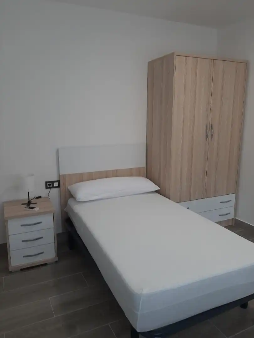 Habitació a Calle el Trevenque, 12, Crta. De la Sierra Habitació a Calle el Trevenque, 12, Crta. De la Sierra