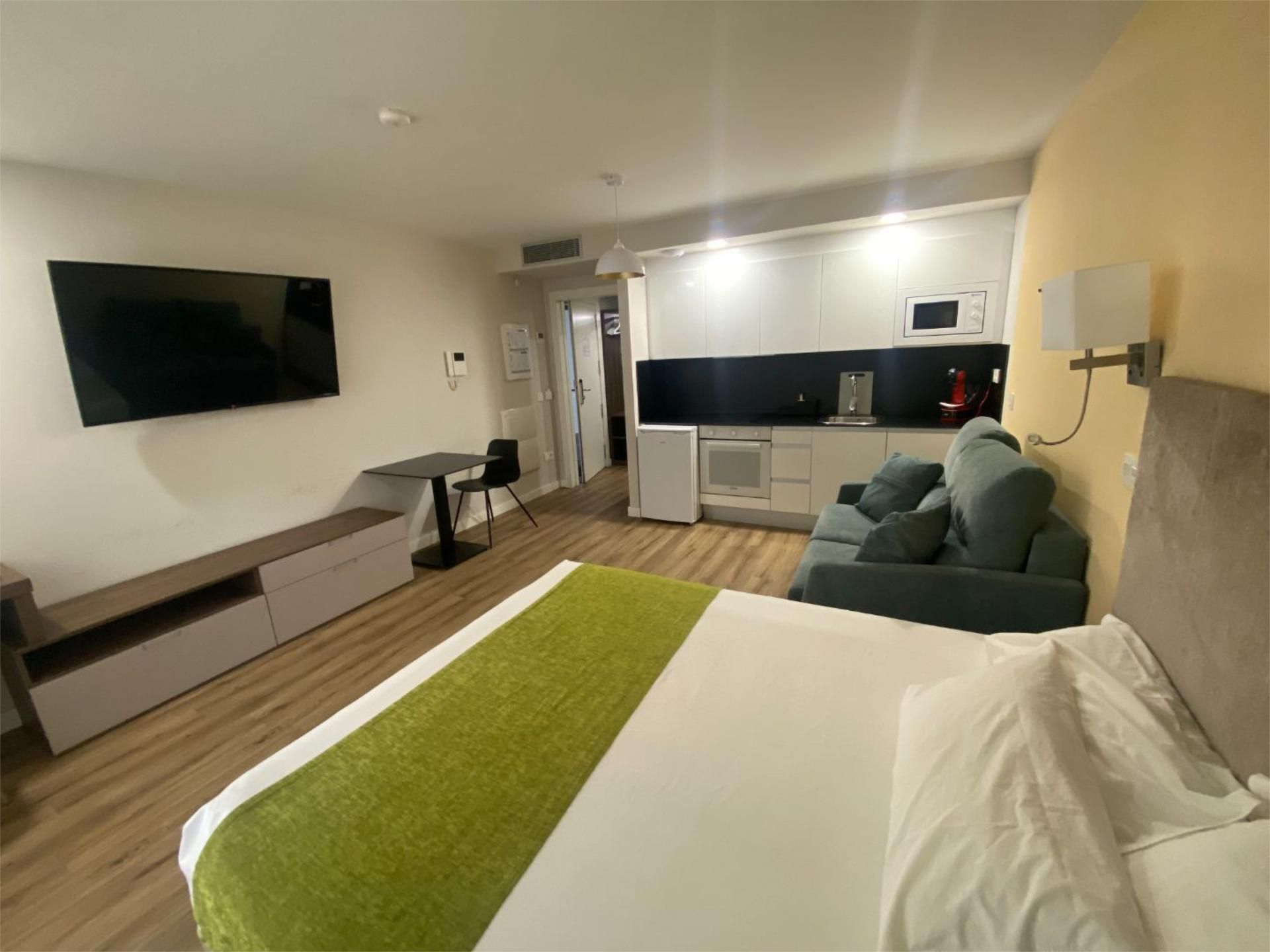 Bedroom of Study for sale in Aranda de Duero  with Air Conditioner, Heating and Parquet flooring