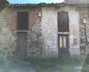 Vista exterior de Casa adosada en venda en Colunga