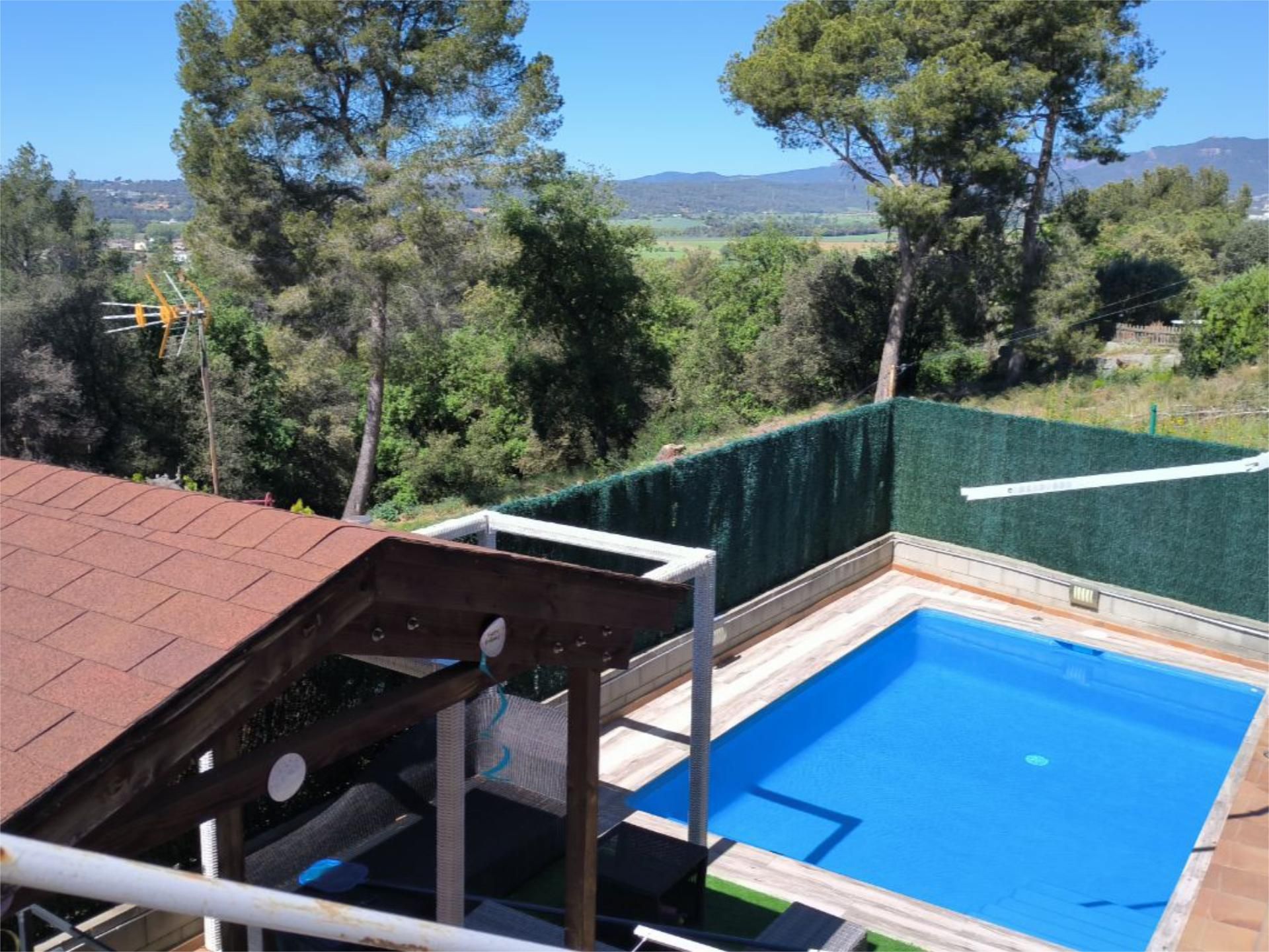 Piscina de Casa o xalet en venda en Palau-solità i Plegamans amb Aire condicionat, Calefacció i Jardí privat