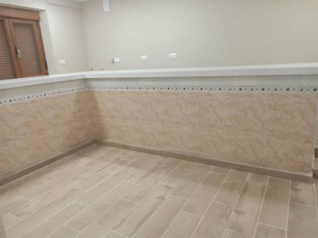 Local comercial en Alquiler en Calle Padre Isla, 60 en Cistierna