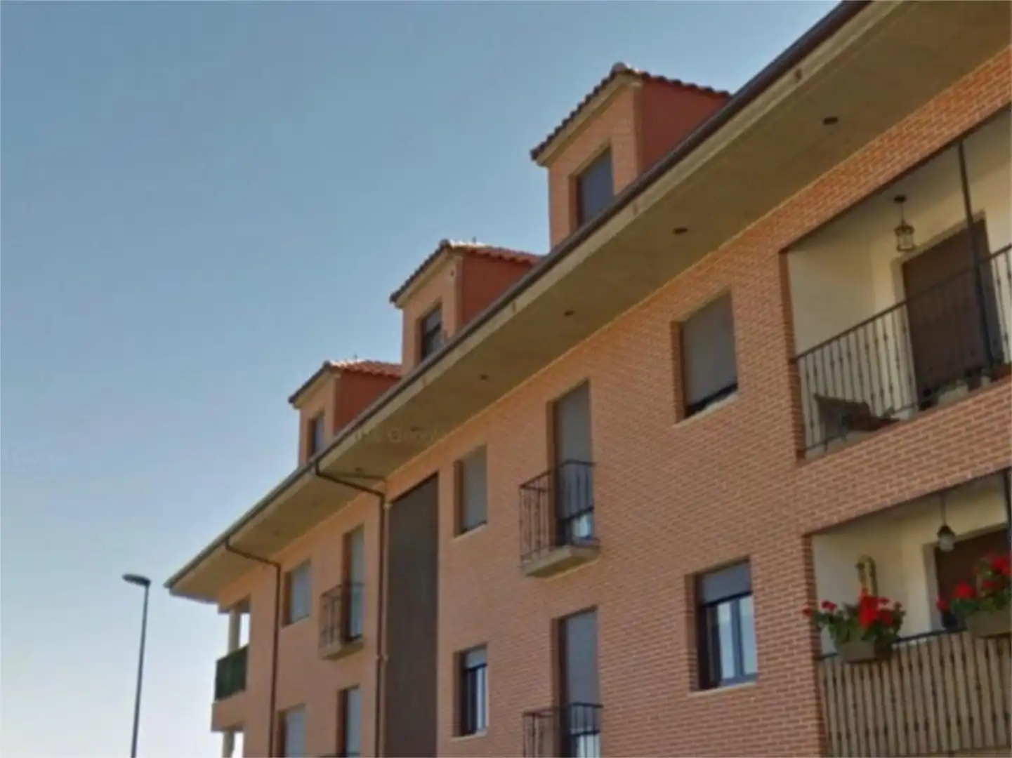 Piso en venta en Avenida del Obispo Panduro y Villafañe, 52, Valderas Vista exterior de Piso en venta en Valderas con Calefacción, Parquet y Amueblado