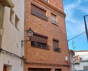 Vista exterior de Casa adosada en venda en Caspe amb Terrassa