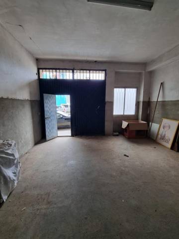 Local comercial en Alquiler en Carrer de la Plaça de Bous, 38 en Benaguasil