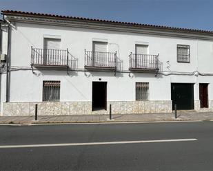 Vista exterior de Planta baixa en venda en San Nicolás del Puerto amb Jardí privat i Traster