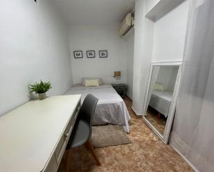 Bedroom of Flat to share in Catarroja  with Air Conditioner and Balcony
