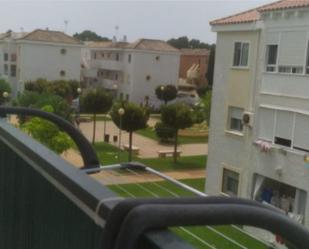 Exterior view of Flat to rent in Rota  with Air Conditioner, Terrace and Swimming Pool