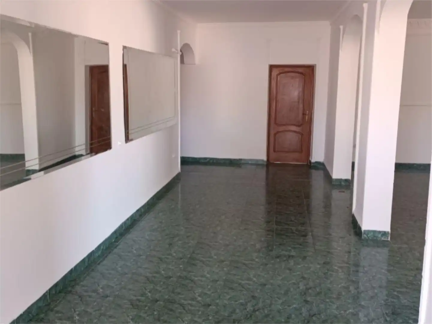 Piso en venta en Calle A, 48, San Roque - La Cruz - La Rozuela Piso en venta en Linares con Aire acondicionado, Jardín privado y Terraza
