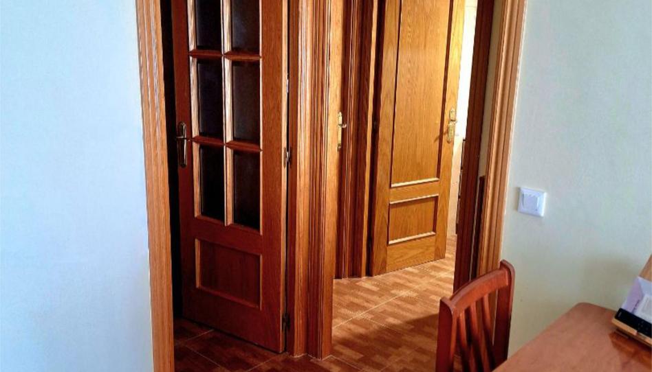 Photo 1 of Flat to share in Carrer de Sant Ferran, 40, Almeda - El Corte Inglés, Barcelona