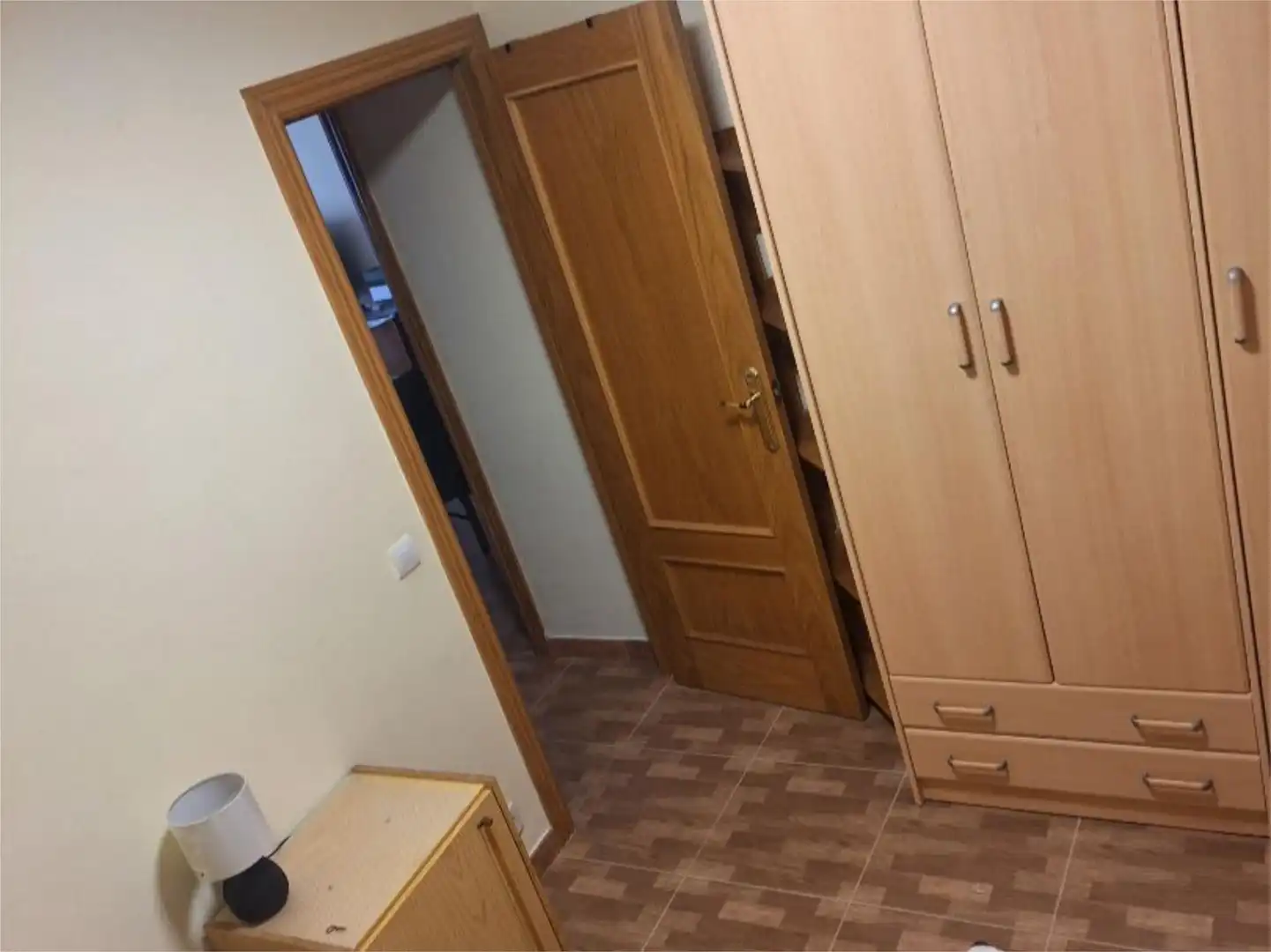Room in Carrer de Sant Ferran, 40, Almeda - El Corte Inglés Room in Carrer de Sant Ferran, 40, Almeda - El Corte Inglés