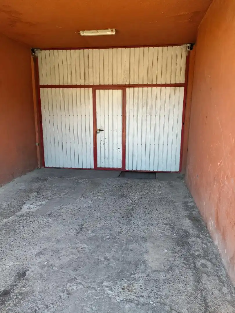 Piso en venta en Calle Poibueno, 4, Torre del Bierzo Parking de Piso en venta en Torre del Bierzo con Calefacción, Jardín privado y Terraza